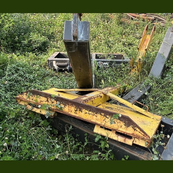 Talet 6000C Skid Steer Boom Attachment