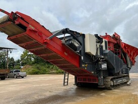 2016 Sandvik QH441 Mobile Cone Crusher