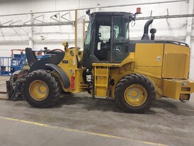 2016 John Deere 624K Wheel Loader