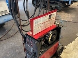 Lincoln Power MIG 300 Welder