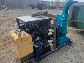 TMG Industrial Portable Chipper with Engine