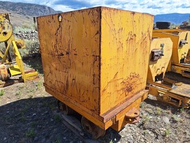44in x 38in Bin Mine Car