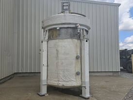 2,200 Gallon SS Jacketed Pressure Mix Tank with 7.5HP Agitator