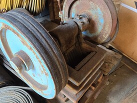 Atlas 3.5in x 5.5in Jaw Crusher