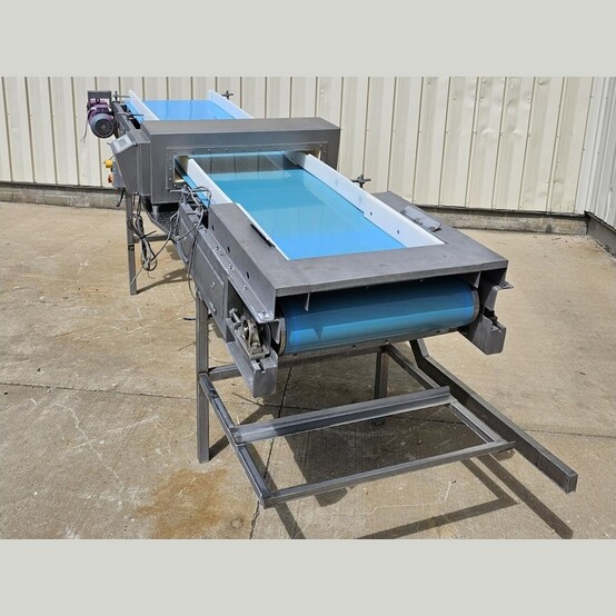 Neuhaus Neotec FB300 Metal Detector and Conveyor