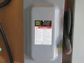 Square D 100 Amp Fusible Disconnect