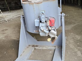 Manual Pouring Furnace