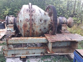 Hardinge 4.5ft Dia. x 16in Conical Ball Mill 