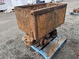 4ft Long Side Dump Mine Car