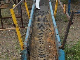 18in Wide x 27ft Long Flat Belt Conveyor