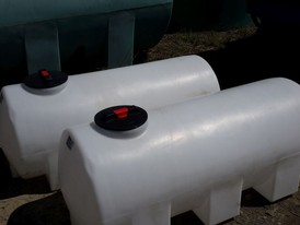 Polyethylene RKLT-80 Leg Tank