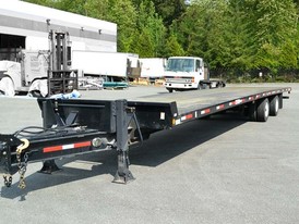 Mac 40 ft Trailer