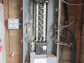 Square D 200 Amp Combination Load Center