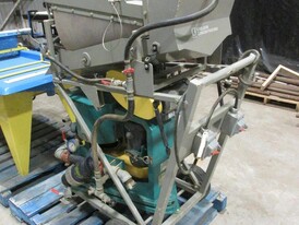 Knelson MD7.5 Concentrator and VS7.5 Vibrating Screen