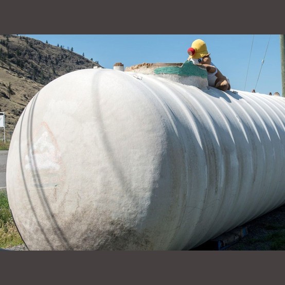 Used 14,500 gallon fiberglass tank for sale Fiberglass storage tank