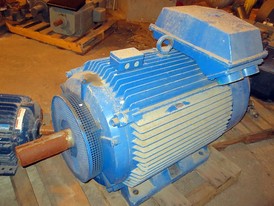 Motor ABB de 300 HP