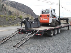 T300 Bobcat Track loader/Trailer package