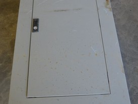 Cutler Hammer 225 Amp Distribution Lighting Panel