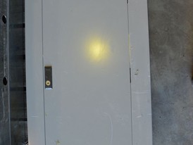 Panel de Cutler Hammer de 225 amp