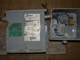 Transformador Hammond de 3 kVA