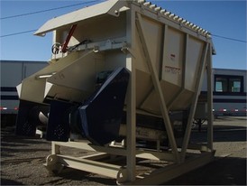 AMI 3613BFH Belt Feeder