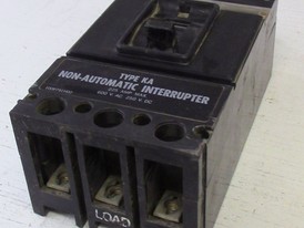 Westinghouse 3 Pole 225 Amp KA Breaker