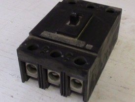 General Electric 3 Pole 225 Amp Breaker