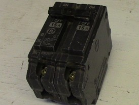 Interruptor General Electric de 2 polos 15 amp