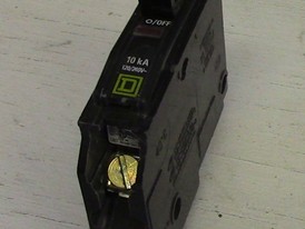 Square D 1 Pole 15 Amp Push-in Breaker