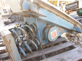 Vibranetics VFU12SDDT Vibrating Feeder