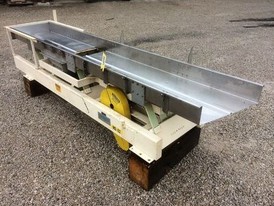 Cardwell Vib-o-vey 24 in. x 11 ft Conveyor