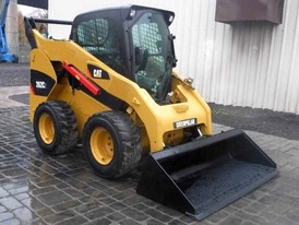 Minicargador Caterpillar 262C