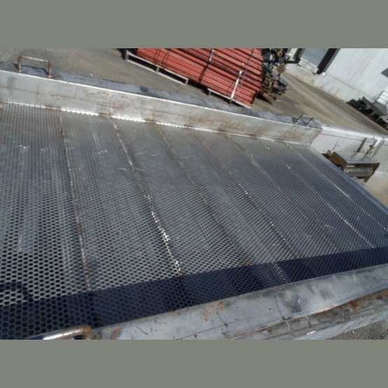 Carrier Vibrating Conveyors Supplier Worldwide Used Carrier FC 48 in