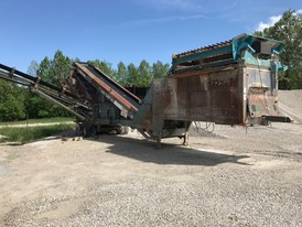 Powerscreen Chieftain 1400 Screening Plant