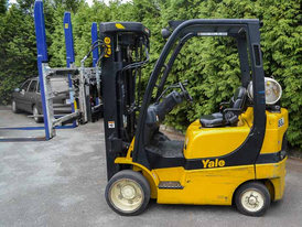 Montacarga Yale GLC050 de 5000 lb