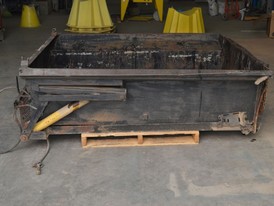 Hydraulic Lift Dump Box    