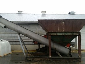 Tornillo Transportador con Tolva de Alimentación de 20 in x 20 ft