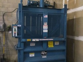 Marathon V-6030 60" Vertical Baler