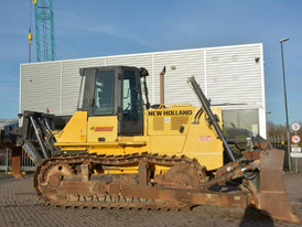 2010 New Holland D225 Dozer