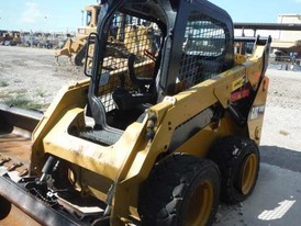 Minicargadora Caterpillar 242D del 2014