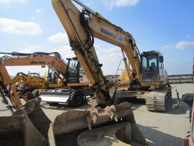 Komatsu PC240-8 Excavator