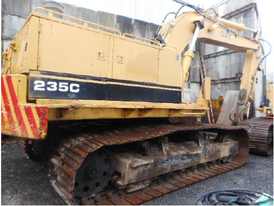 Excavadora Caterpillar 235C de 1992