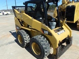 Minicargadora CAT 242 del 2012