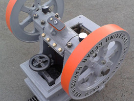 Universal 2M 9 in. x 12 in. Jaw Crusher