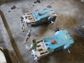 Cat Triplex Piston Pumps