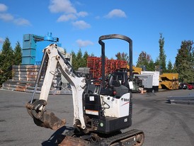 Mini Excavadora Compacta Bobcat 418