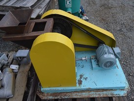 Unicast 3 x 5 Lab Jaw Crusher