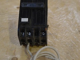 ITE 2 Pole 15 Amp Ground Fault Breaker