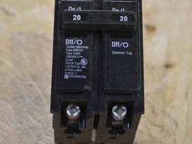 Commander 2 Pole 20 Amp Breaker