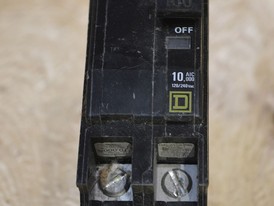 Square D 2 Pole 100 Amp Breaker